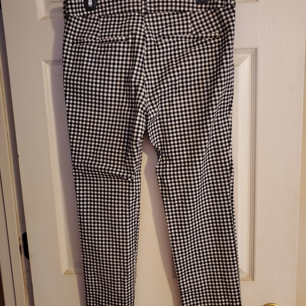 Stylish Black and White  Women's Pixie Pants - Picture 2 of 4